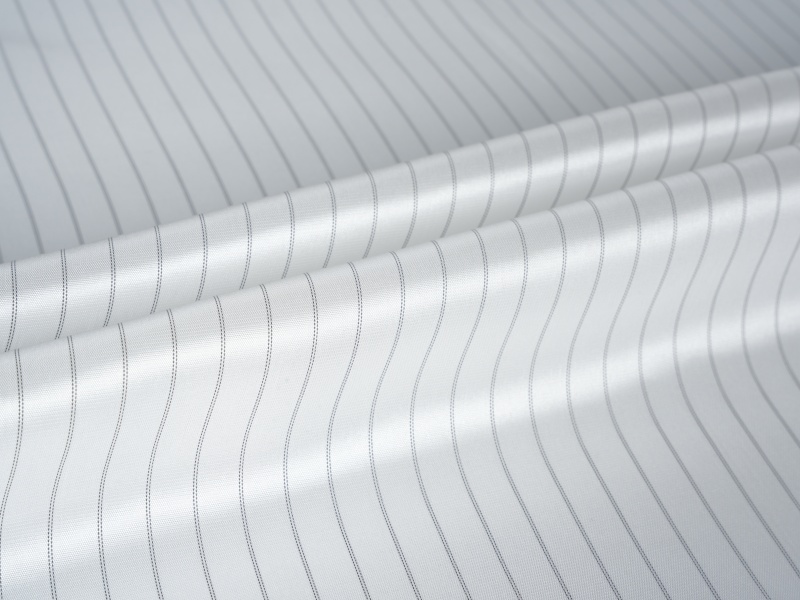 Polyester viskóza priadza farbená na rukávovú podšívku