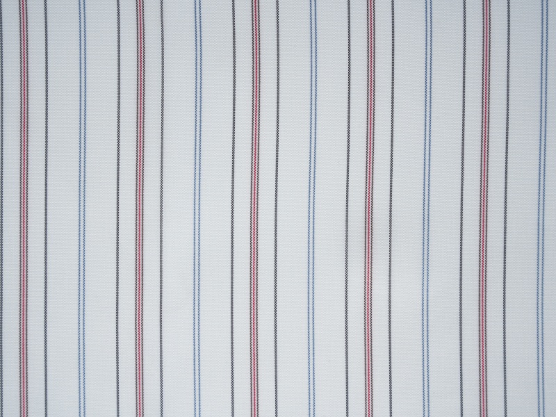 Polyesterová priadza farbená na rukávovú podšívku